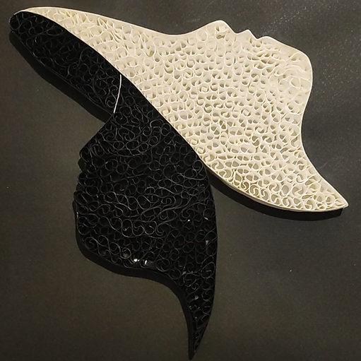 WOMAN WITH HAT | ARTWORK (QUILLING)